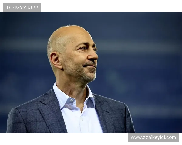 齐达内对抗能力在中场核心位置上表现稳健，技术与身体平衡性持续提升